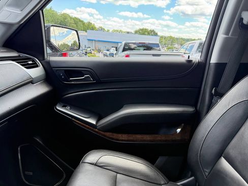 Used 2019 Chevrolet Tahoe LT AWD/4WD image 40