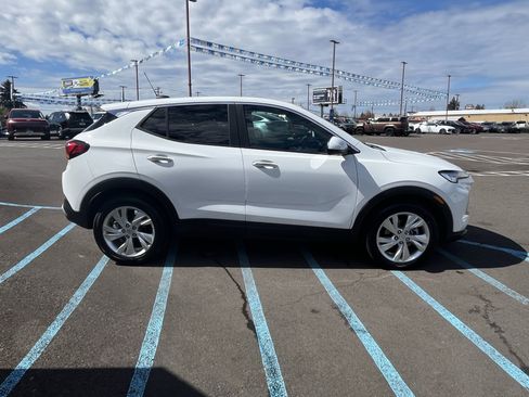 Used 2024 Buick Encore GX Preferred FWD image 6