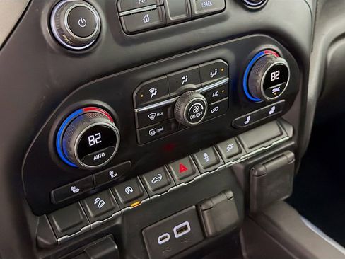Used 2021 Chevrolet Silverado 1500 LT Trail Boss w/ Convenience Package II AWD/4WD image 17