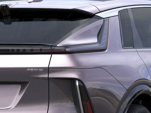 New 2026 Cadillac Lyriq Luxury image 11