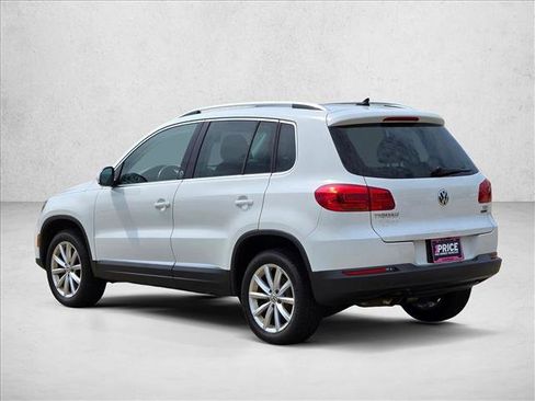 Used 2017 Volkswagen Tiguan Wolfsburg Edition AWD/4WD image 7