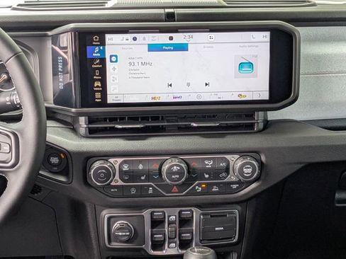 New 2026 Jeep Gladiator Sport image 33