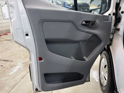 Used 2015 Ford Transit 150 XLT RWD image 10