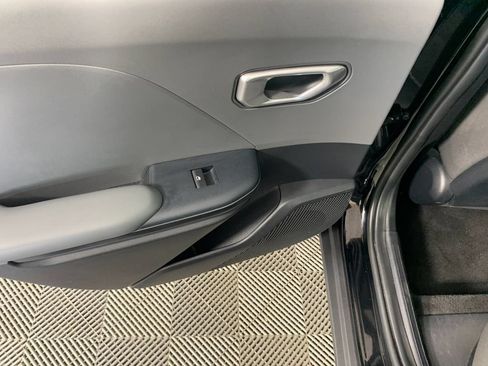Used 2025 Kia K4 FWD image 27