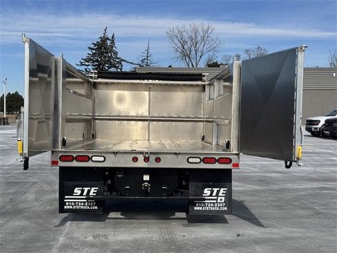 New 2025 Ford F550 4x4 SuperCab Super Duty image 9