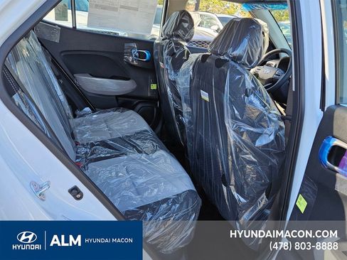 New 2026 Hyundai Venue SEL image 15