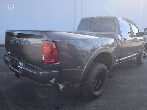New 2025 RAM 3500 Limited image 23