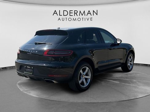 Used 2017 Porsche Macan AWD/4WD image 6