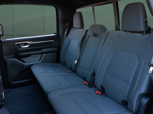 Used 2024 RAM 1500 Big Horn AWD/4WD image 21