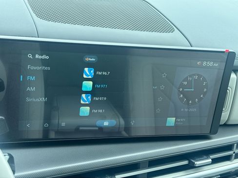 New 2026 Hyundai Santa Fe SEL image 18