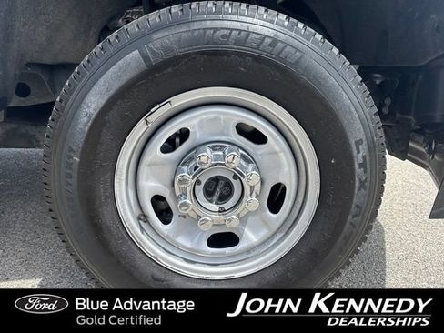 Certified 2024 Ford F250 4x4 Regular Cab Super Duty image 3