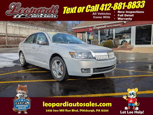 Used 2009 Lincoln MKZ image 1
