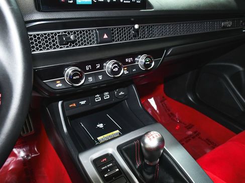 Used 2025 Honda Civic Type R image 35
