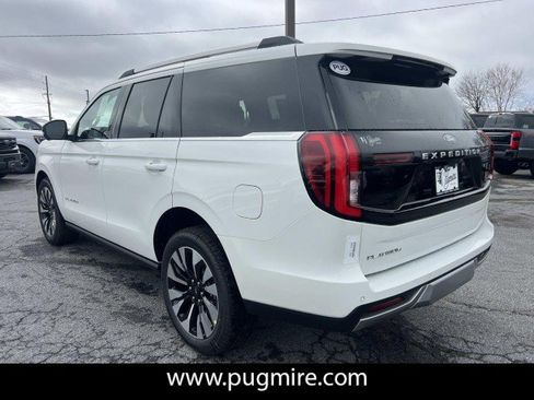 New 2026 Ford Expedition Platinum w/ Driver's Package AWD/4WD image 5