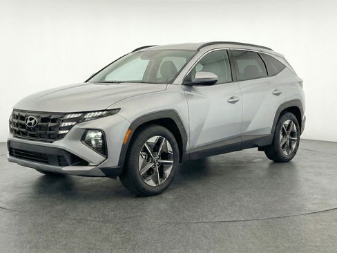 Used 2025 Hyundai Tucson SEL AWD/4WD image 3