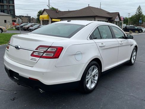 Used 2015 Ford Taurus SEL FWD image 7