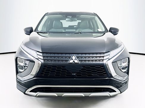 Used 2025 Mitsubishi Eclipse Cross SE image 2