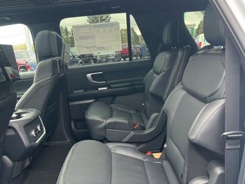 Used 2026 Ford Expedition Max Platinum AWD/4WD image 59