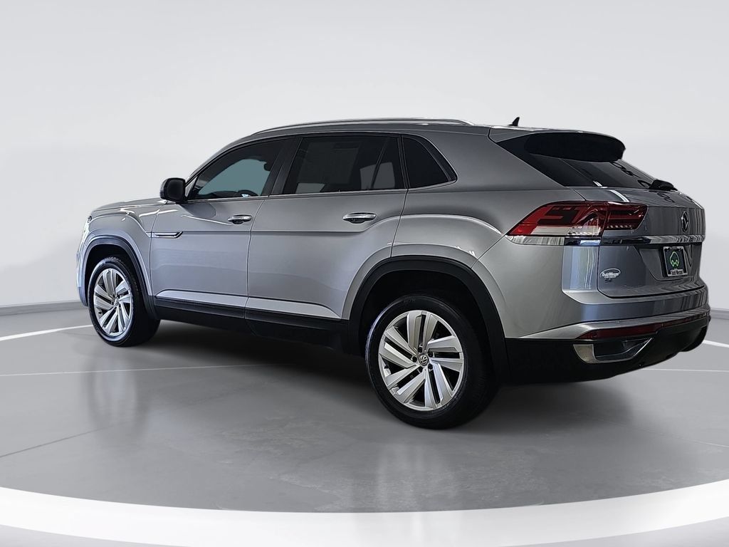Used 2020 Volkswagen Atlas Cross Sport SE w/ Panoramic Sunroof Package FWD image 6