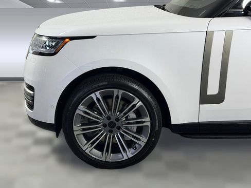 Used 2026 Land Rover Range Rover SE image 10