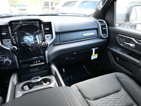 New 2026 RAM 1500 Big Horn AWD/4WD image 16
