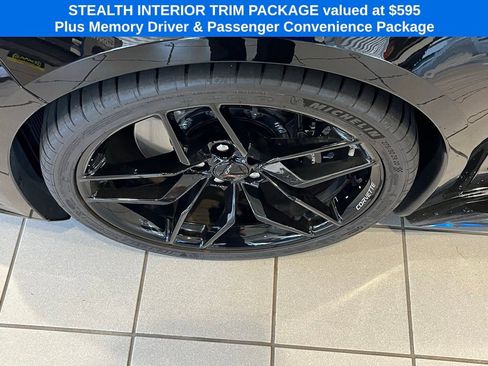Used 2025 Chevrolet Corvette Z06 w/ Stealth Interior Trim Package RWD image 6