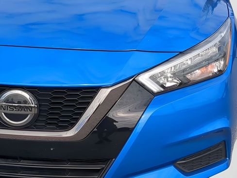 Used 2022 Nissan Versa SR w/ Convenience Package FWD image 33