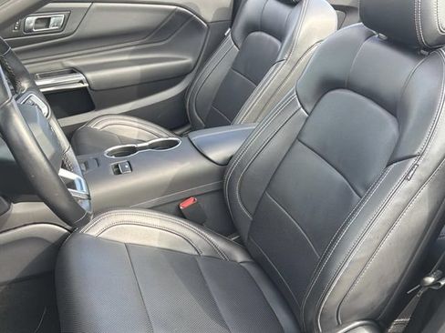 Used 2025 Ford Mustang Premium RWD image 16