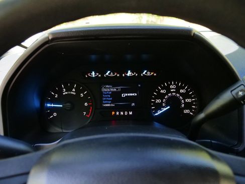 Used 2019 Ford F150 XL w/ Equipment Group 101A Mid image 7