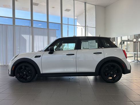 Used 2024 MINI Cooper S FWD image 2