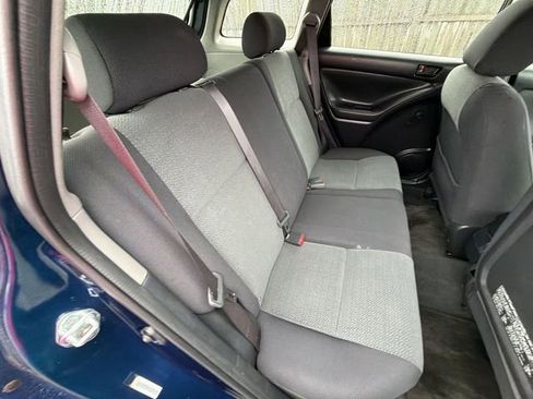 Used 2004 Toyota Matrix image 24