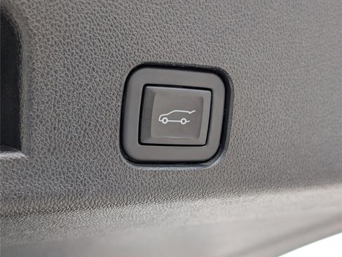 Used 2024 GMC Acadia Denali w/ Super Cruise Package AWD/4WD image 16