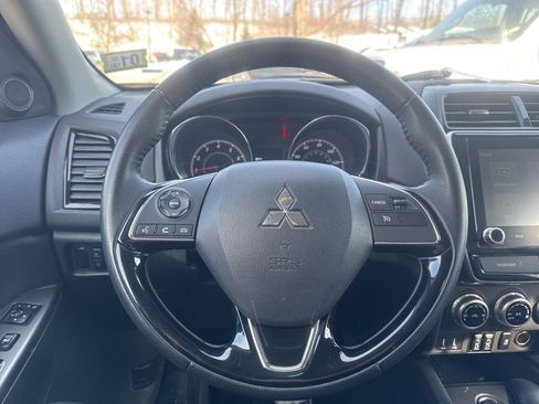 Used 2024 Mitsubishi Outlander Sport SE image 25