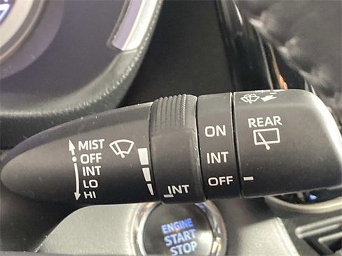 Used 2022 Toyota Highlander XLE image 20