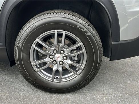 Certified 2025 GMC Acadia Elevation image 10