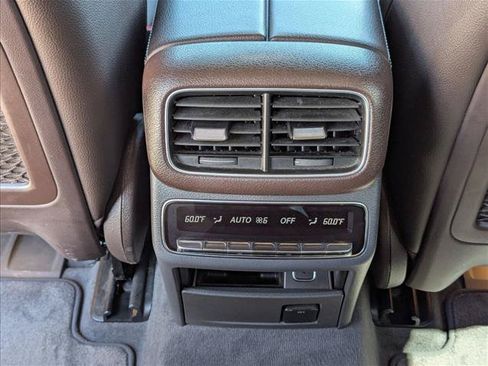 Used 2020 Mercedes-Benz GLS 450 4MATIC image 16