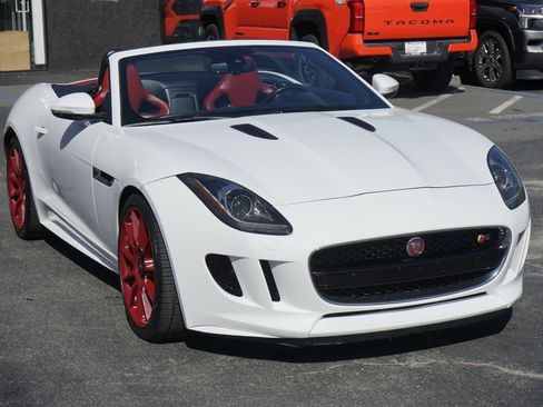 Used 2017 Jaguar F-TYPE S image 5