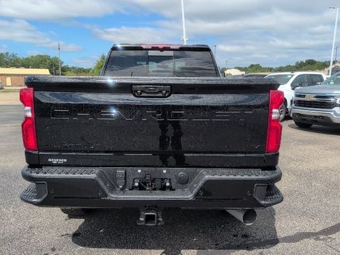Used 2023 Chevrolet Silverado 2500 LTZ w/ LTZ Plus Package AWD/4WD image 6