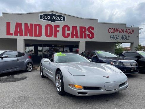 Used 1998 Chevrolet Corvette Convertible w/ Performance Handling Pkg image 2