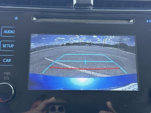 Used 2019 Toyota Prius LE FWD image 23