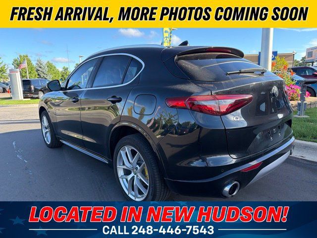 Used 2021 Alfa Romeo Stelvio Ti w/ Nero Edizione AWD/4WD image 2