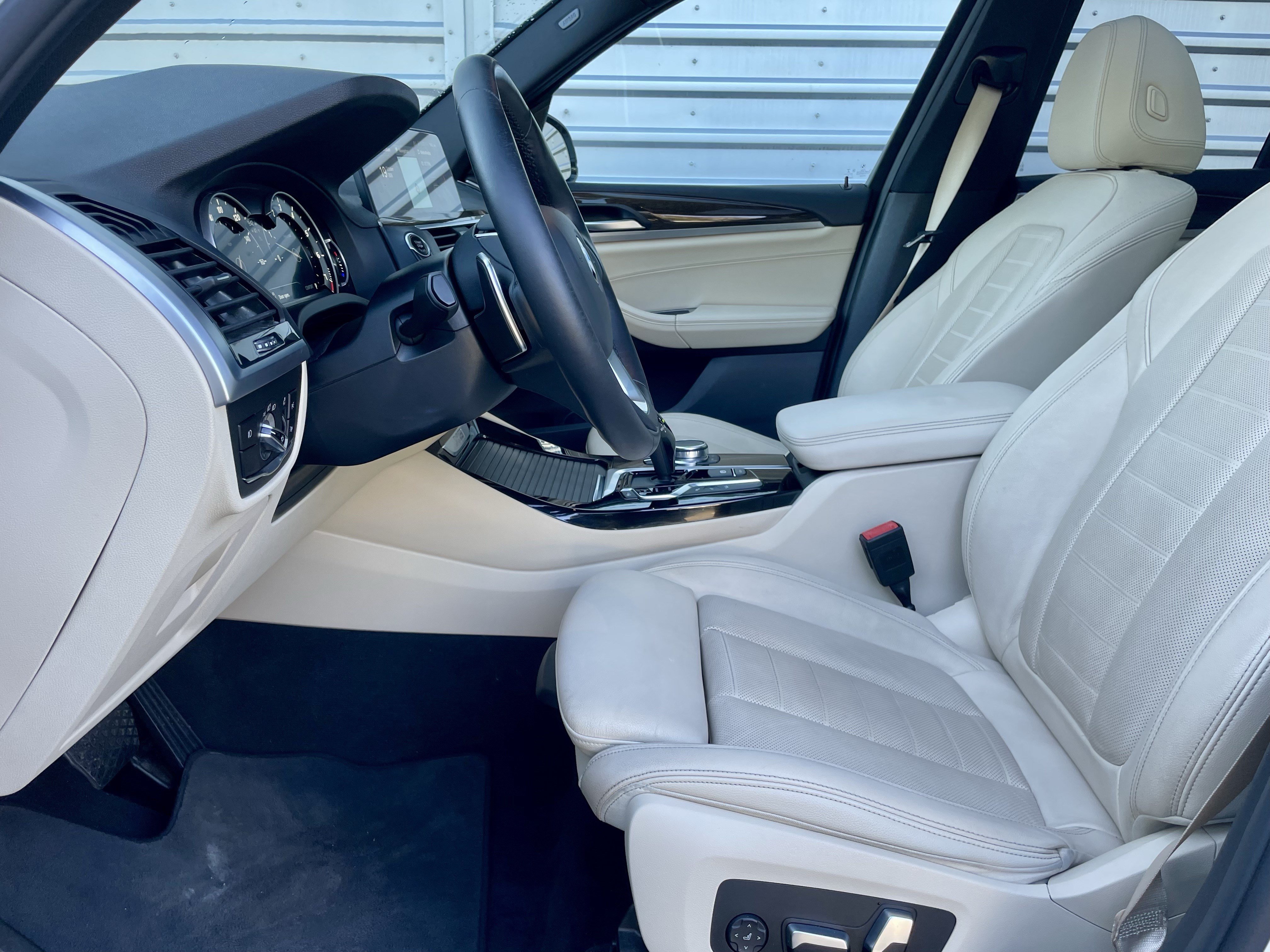 Used 2018 BMW X3 xDrive30i AWD/4WD image 14