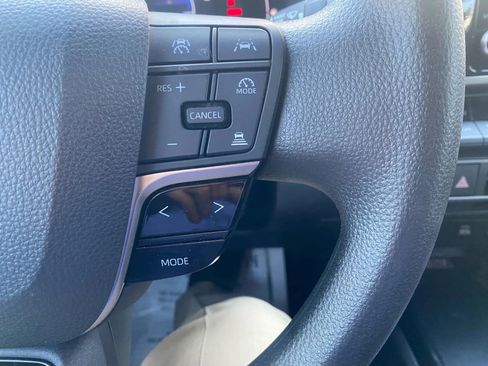 Used 2025 Toyota Camry LE image 19