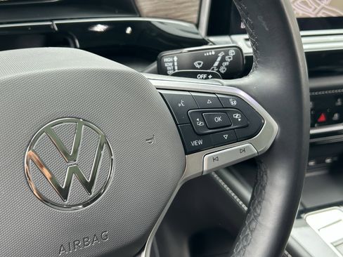 Used 2024 Volkswagen Atlas SEL Premium R-Line AWD/4WD image 27
