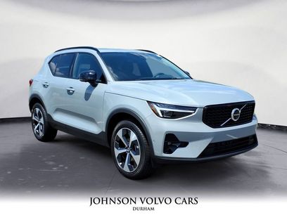 New 2026 Volvo XC40 B5 Plus w/ Protection Package Premier