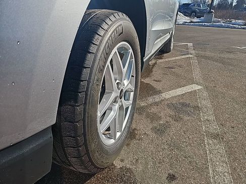 Used 2024 Ford Edge SEL image 35