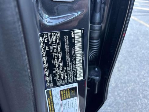 Used 2021 Mercedes-Benz GLC 300 4MATIC image 32