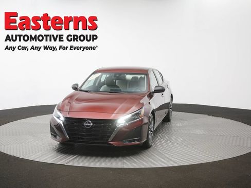 Used 2025 Nissan Altima 2.5 SV FWD image 51