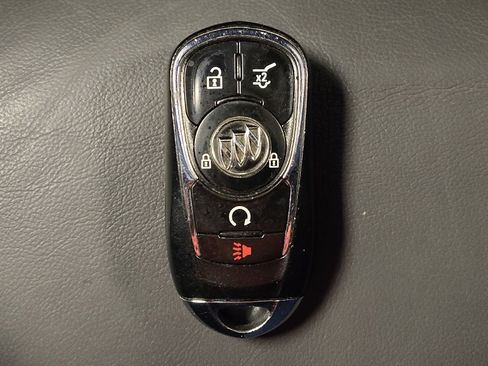 Used 2018 Buick Enclave Premium FWD image 32