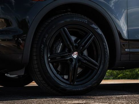 Used 2012 Porsche Cayenne image 41